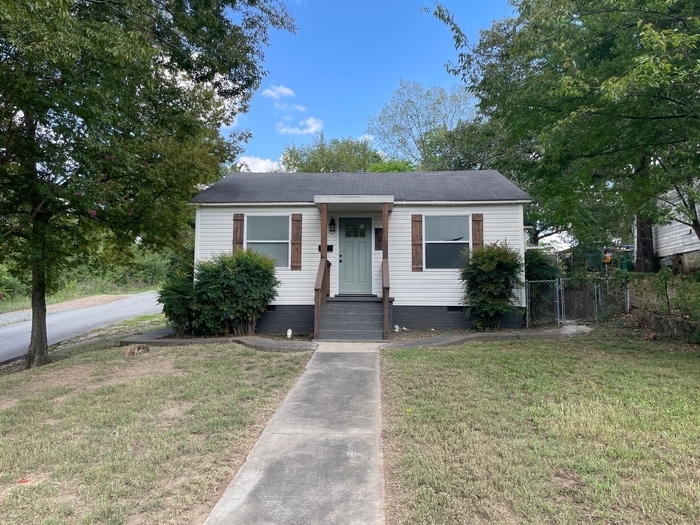 Primary Photo - Totally remodeled 3 bedroom 2 bath home in...