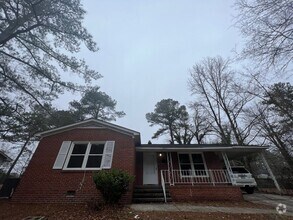 Building Photo - 1222 Essex Pl