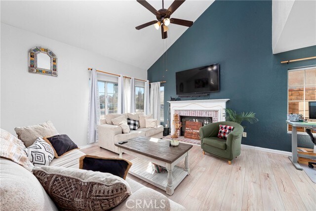 Foto del edificio - 2047 Westminster Dr