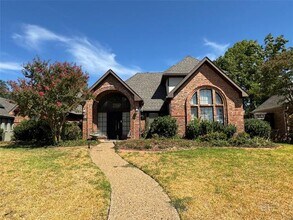 Building Photo - 3509 Steven Dr