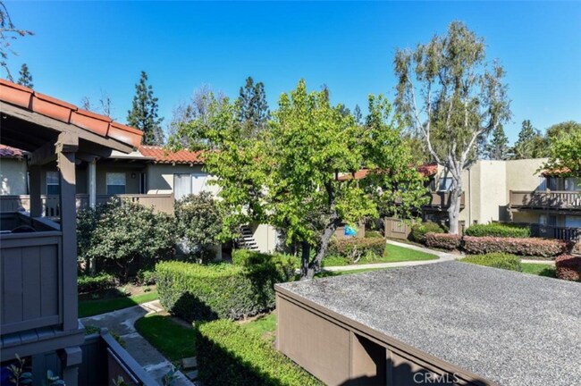 Building Photo - 1345 Cabrillo Park Dr