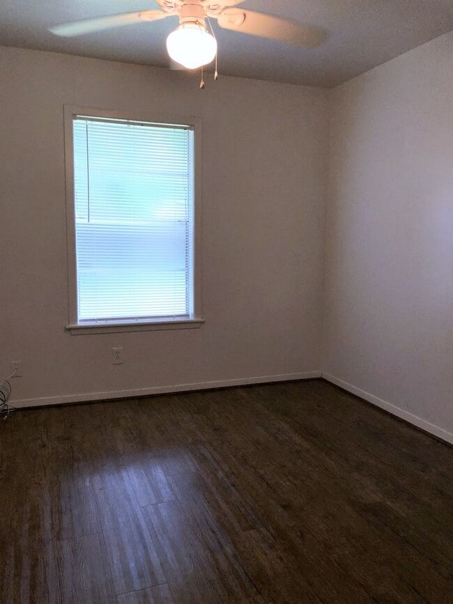 Foto del edificio - 3612EL