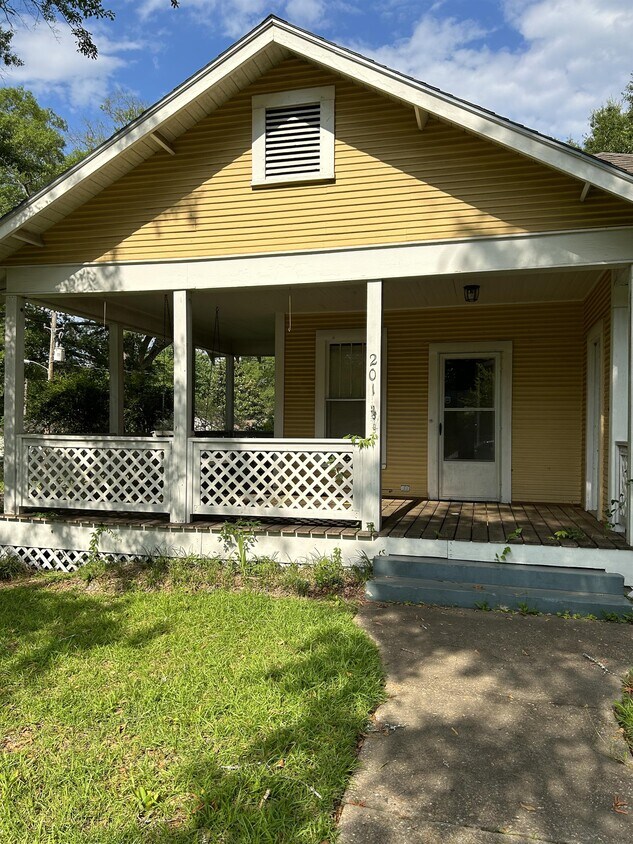 201 S Farmerville St, Ruston, LA 71270 House Rental in Ruston, LA