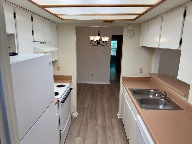 Building Photo - 2618 Alcott Ln