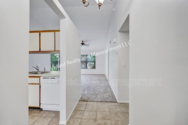Foto del edificio - 3452 Donzi Way E