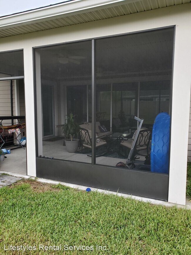 Foto del edificio - 4 br, 3 bath House - 166 Palisade Dr.