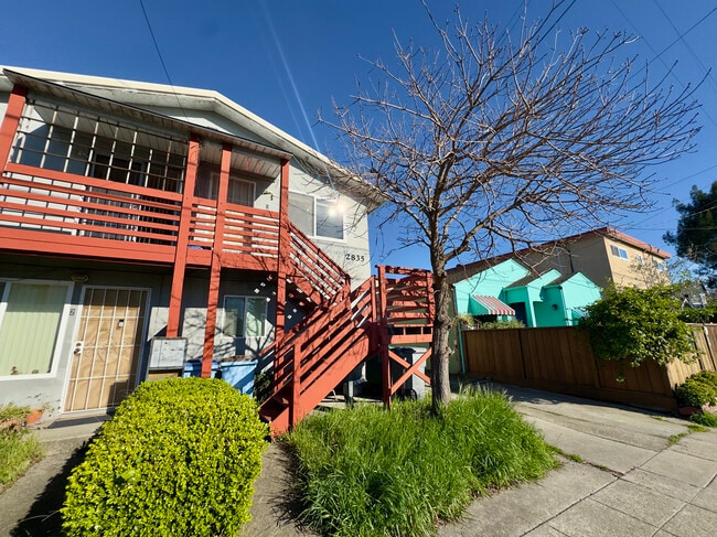 Building Photo - 2835 California St