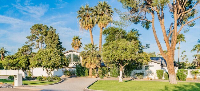Foto del edificio - 5901 N Quail Run Rd