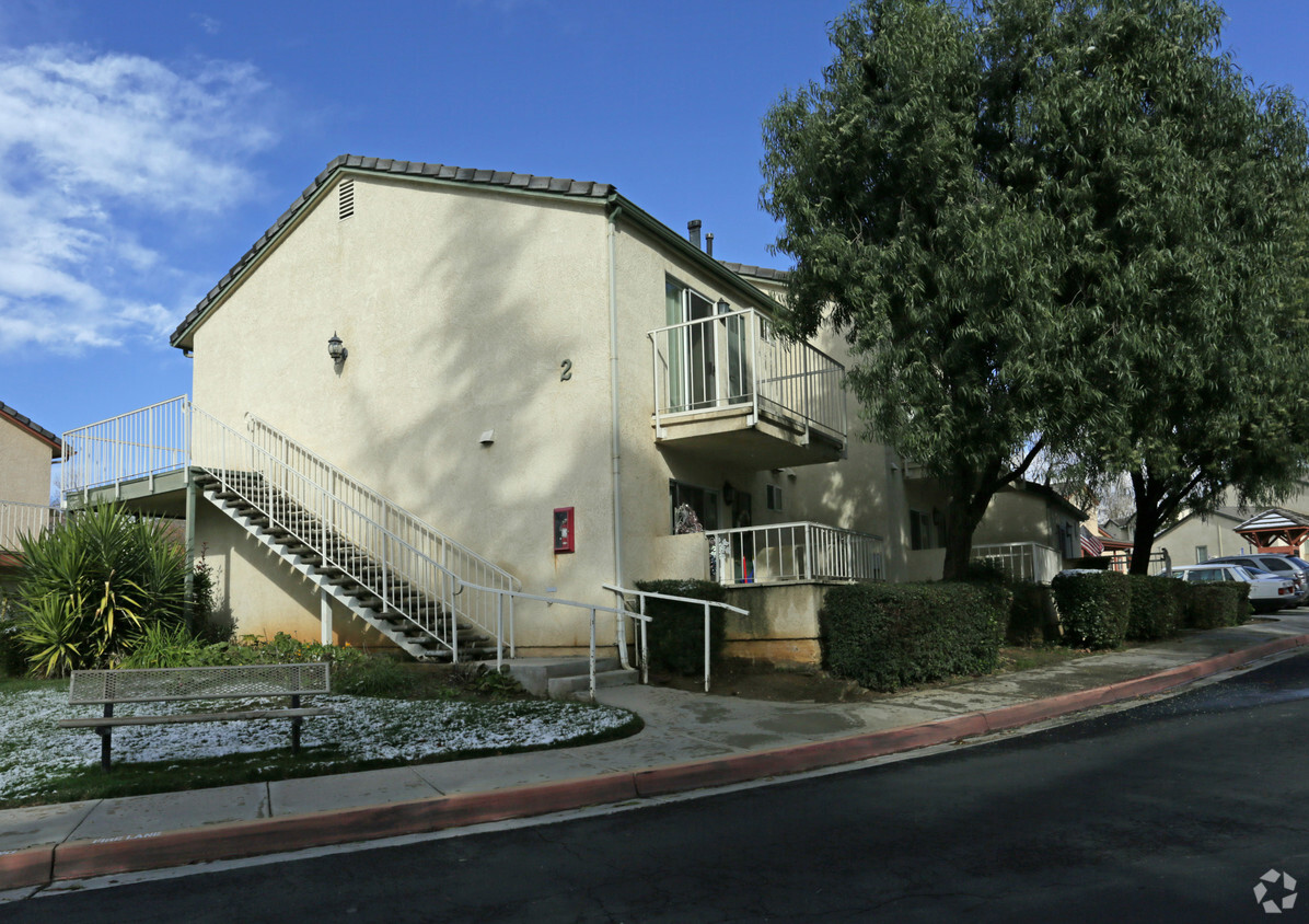 Foto del edificio - Yucaipa Terrace