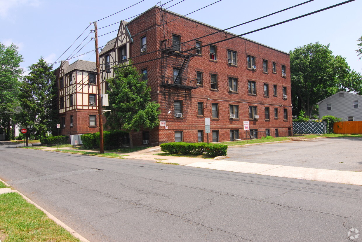 Primary Photo - Bergenfield New Jersey