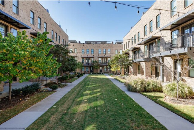 Foto del edificio - 1032 Robert Smalls Wy