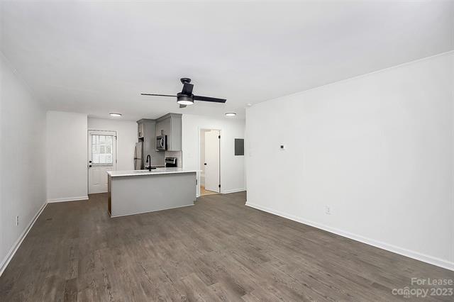 Building Photo - 2681 Aden Ave