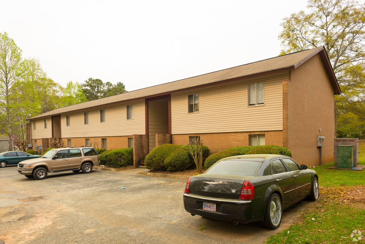 Primary Photo - Northside Terrace Apartments