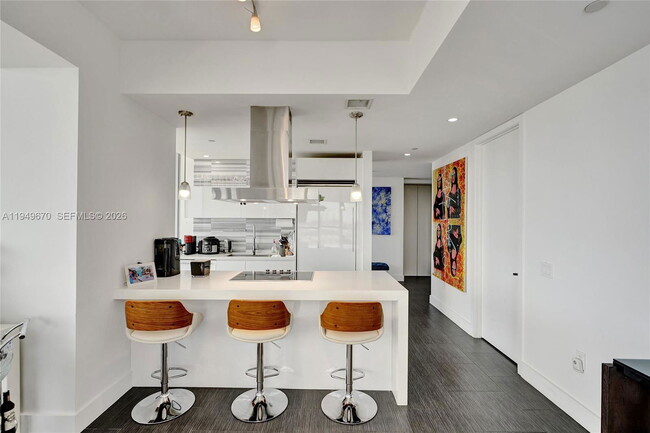 Building Photo - 1100 Biscayne Blvd