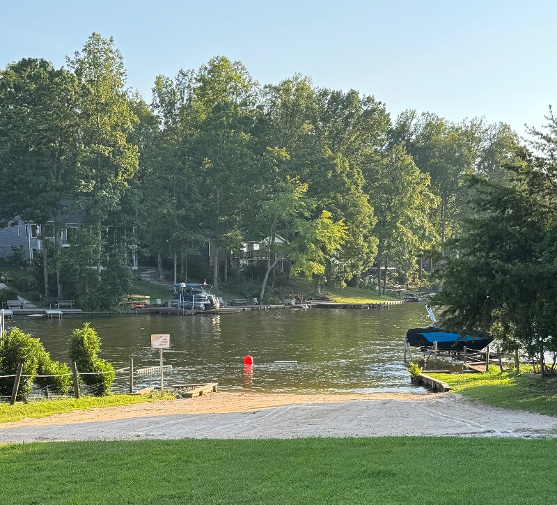 Foto principal - 301 Mt Pleasant Dr