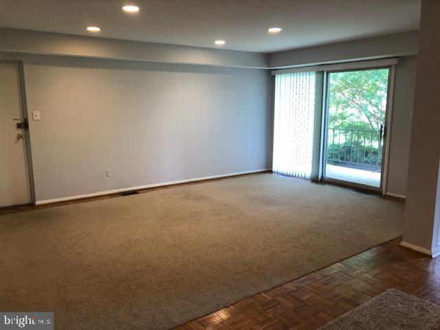 Building Photo - 351 Homeland Southway