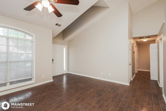 Foto del edificio - 525 FLINTLOCK DR, DACULA, GA 30019