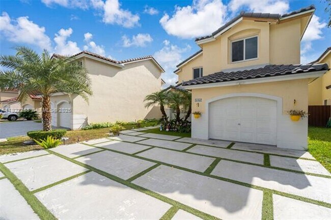 Foto del edificio - 15452 SW 50th Terrace