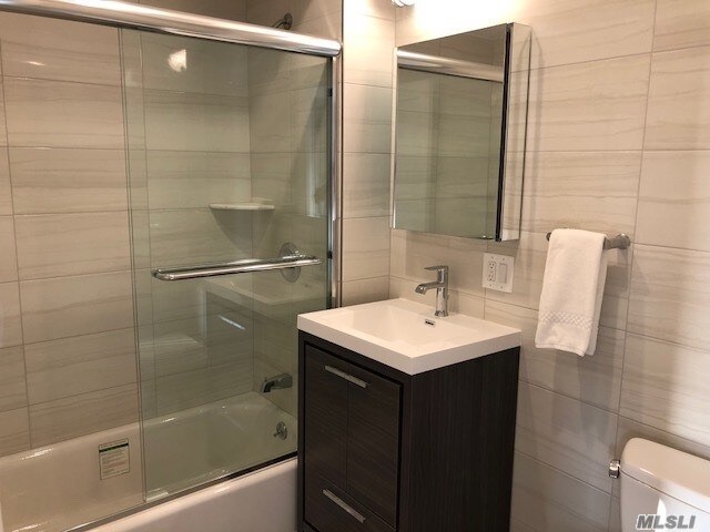 Foto del edificio - 23-35-35 35th St