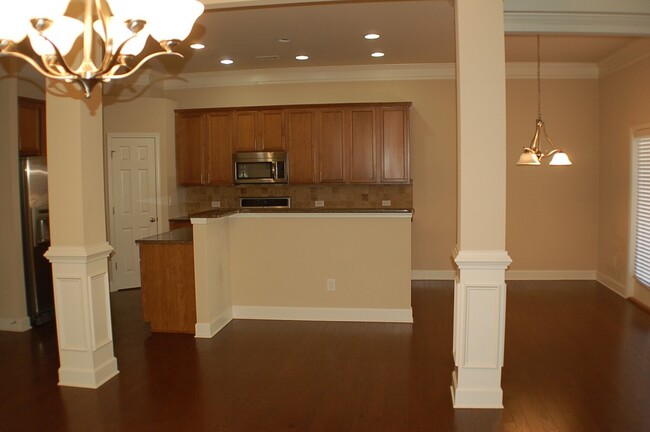 Building Photo - 3624 Ashcroft Bend