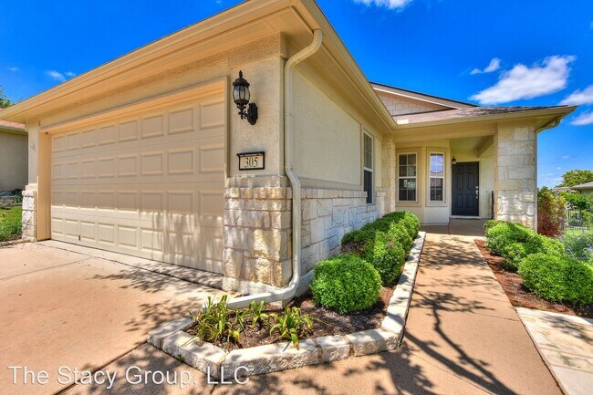 Building Photo - 3 br, 2 bath House - 305 Barrington Farm Ct