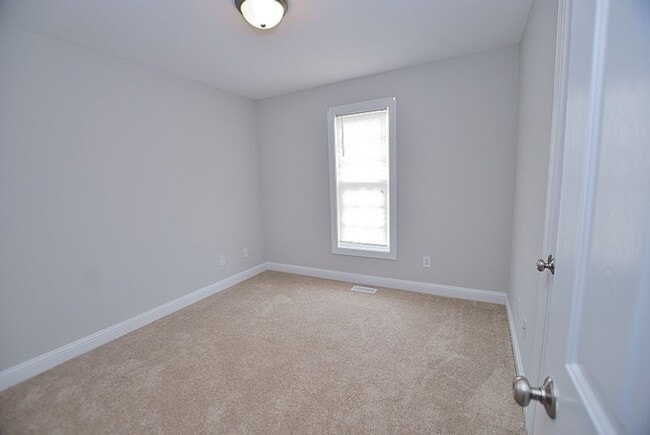 Foto del edificio - 2001 Meadow Ct