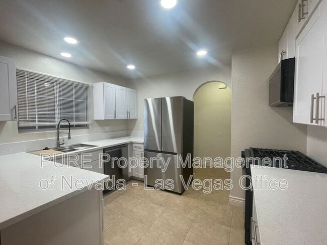 Foto del edificio - 2200 S Fort Apache Rd