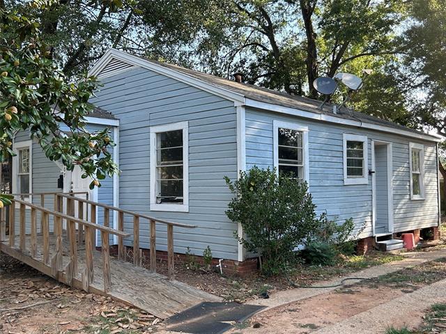 Building Photo - 2407 Portland Ave