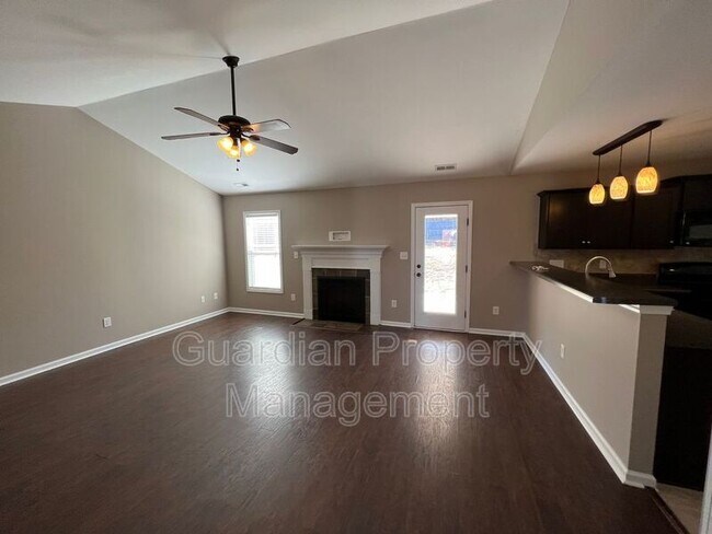 Building Photo - 36 Parkview Ln