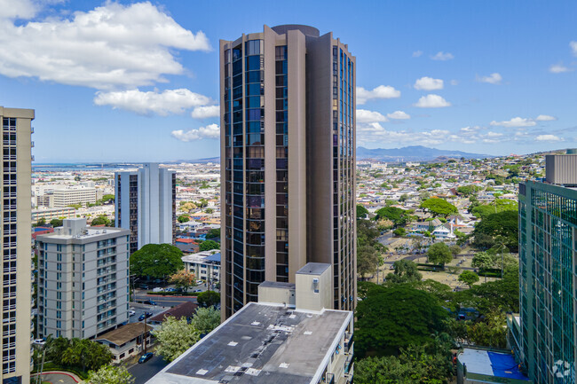 Building Photo - Craigside Condominiums