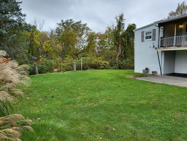 Building Photo - 3 bedroom raised Ranch in Center Township ~