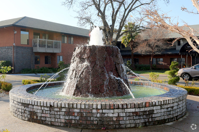 Fountain - Sierra Regency Senior Living