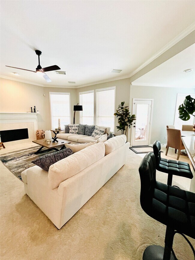 Building Photo - 27 E Shale Creek Cir