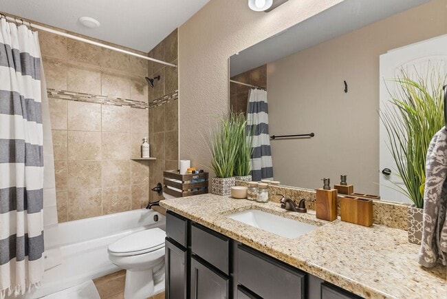 Foto del edificio - Half Off First Months Rent!!!