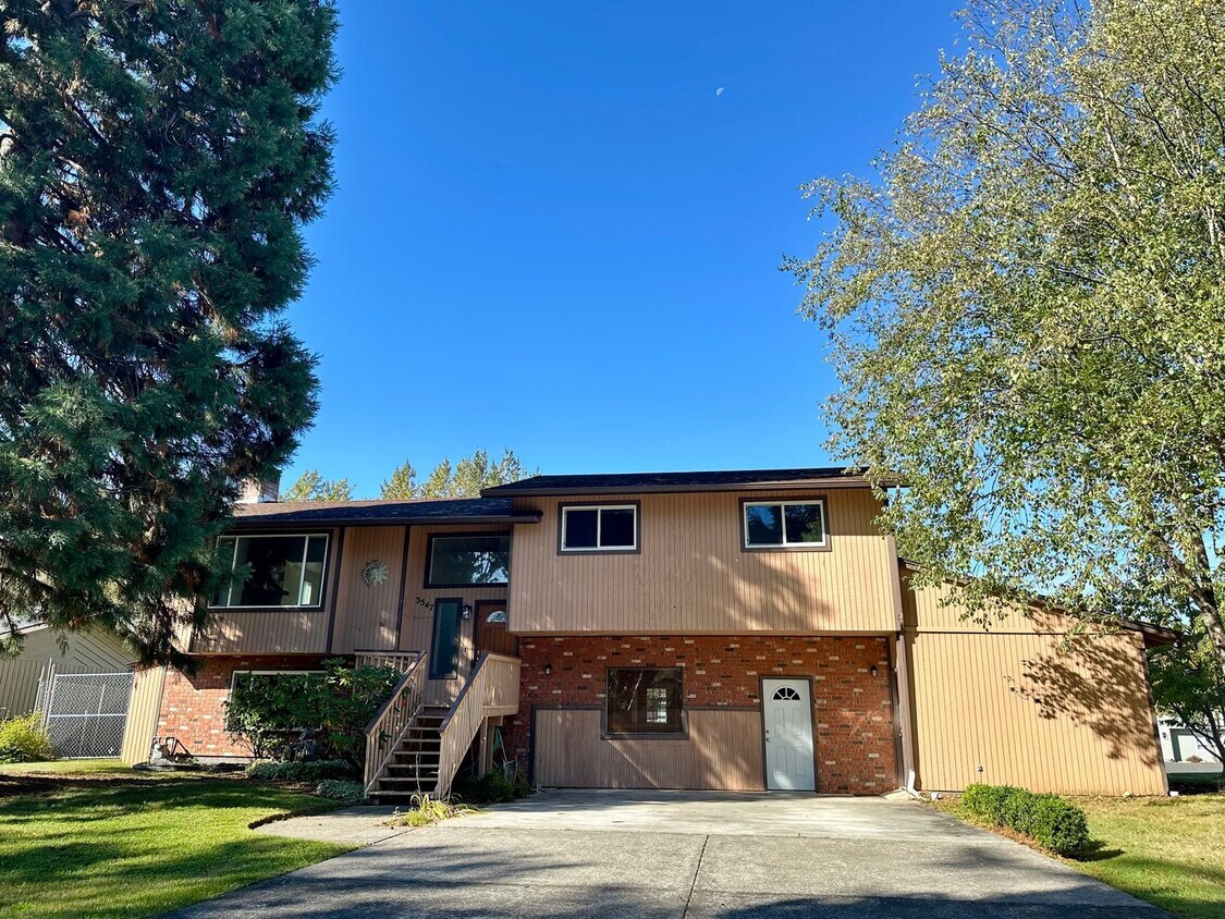 Primary Photo - 3547 Willowwood Ave