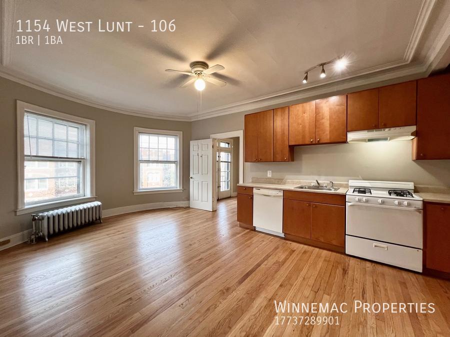 Building Photo - 1154 West Lunt-106