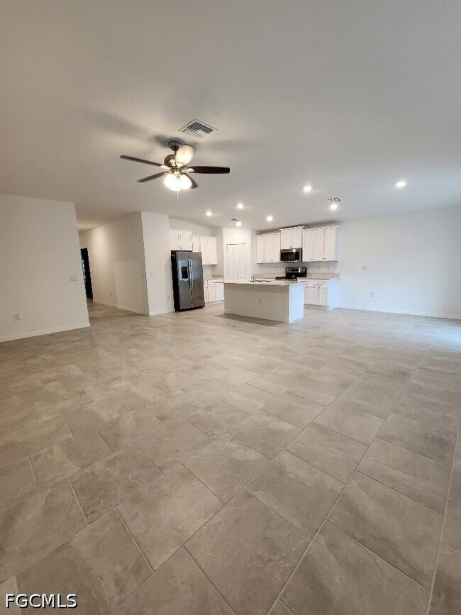 Foto del edificio - 13944 Buckingham Oak Rd