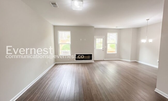 Building Photo - 853 Langston Trce
