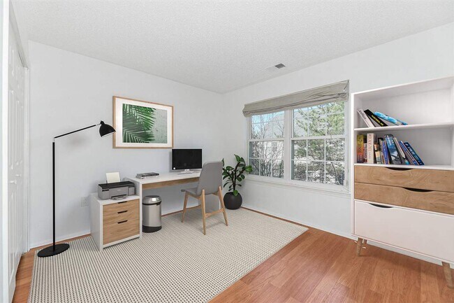 Foto del edificio - 19 Cottonwood St
