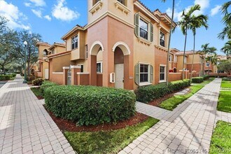 Building Photo - 4903 Schooner Dr