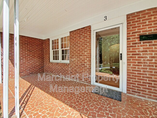 Building Photo - 3 Ridgecrest Dr