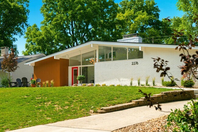 Foto del edificio - 2276 Johnston Rd