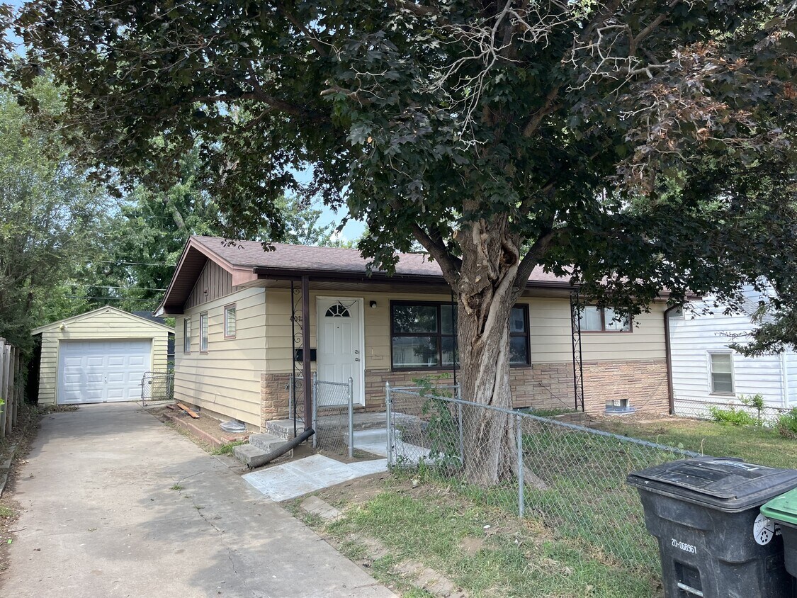 Photo - 4018 Redick Ave (Omaha, NE)