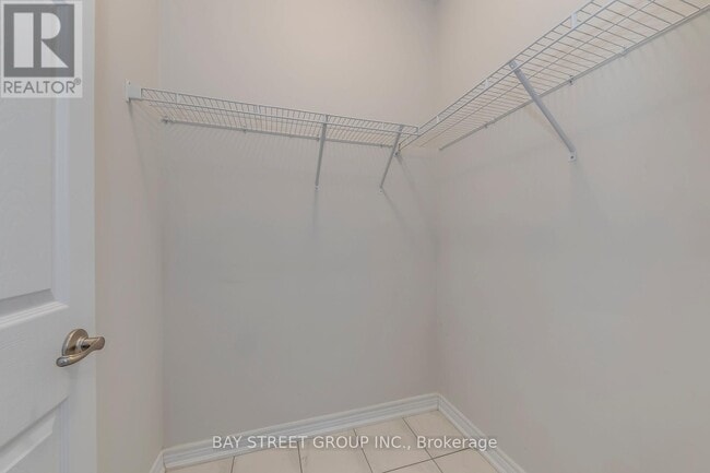 Building Photo - 147 Petgor Path