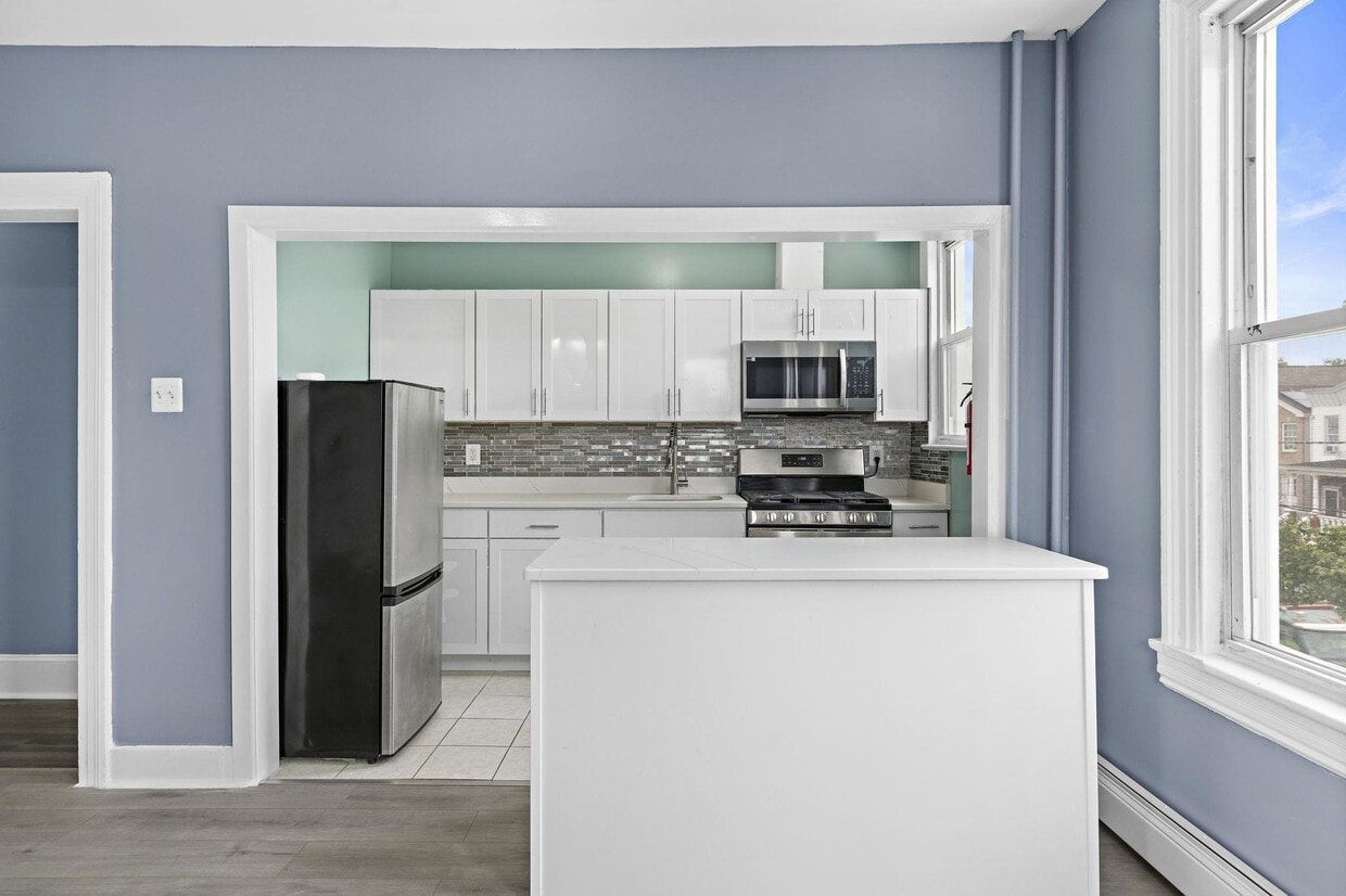 Foto principal - 209 Danforth Ave