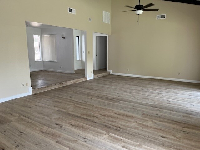 Living room - 2301 24th Ave