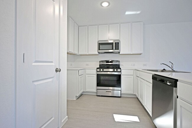 Foto del edificio - 6718 Marble Rdg