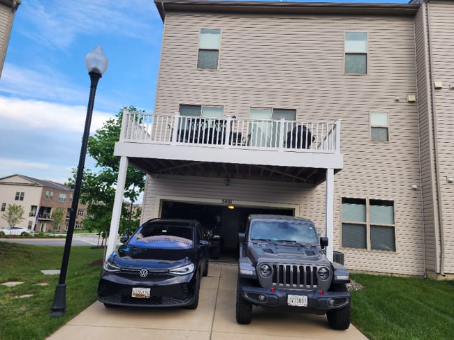 Building Photo - 5401 Woodyard Rd