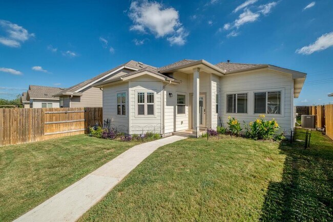 Foto del edificio - 244 Driftwood Ln
