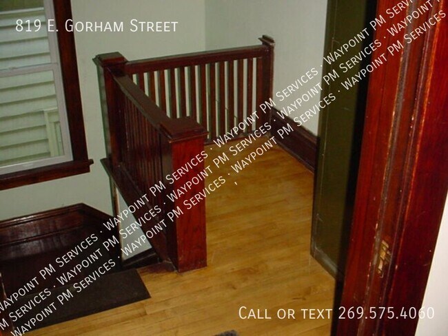 Foto del edificio - 819 E Gorham St